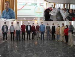 AK Parti Mut İlçe Yönetimi gazetecilerle bir araya geldi